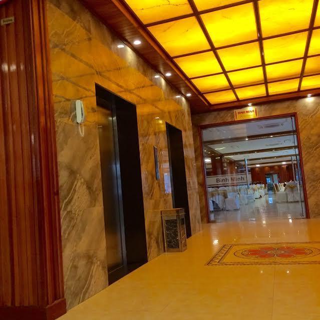 Vinh Plaza Hotel Exterior photo